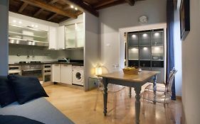 Delle Grotte Apartment